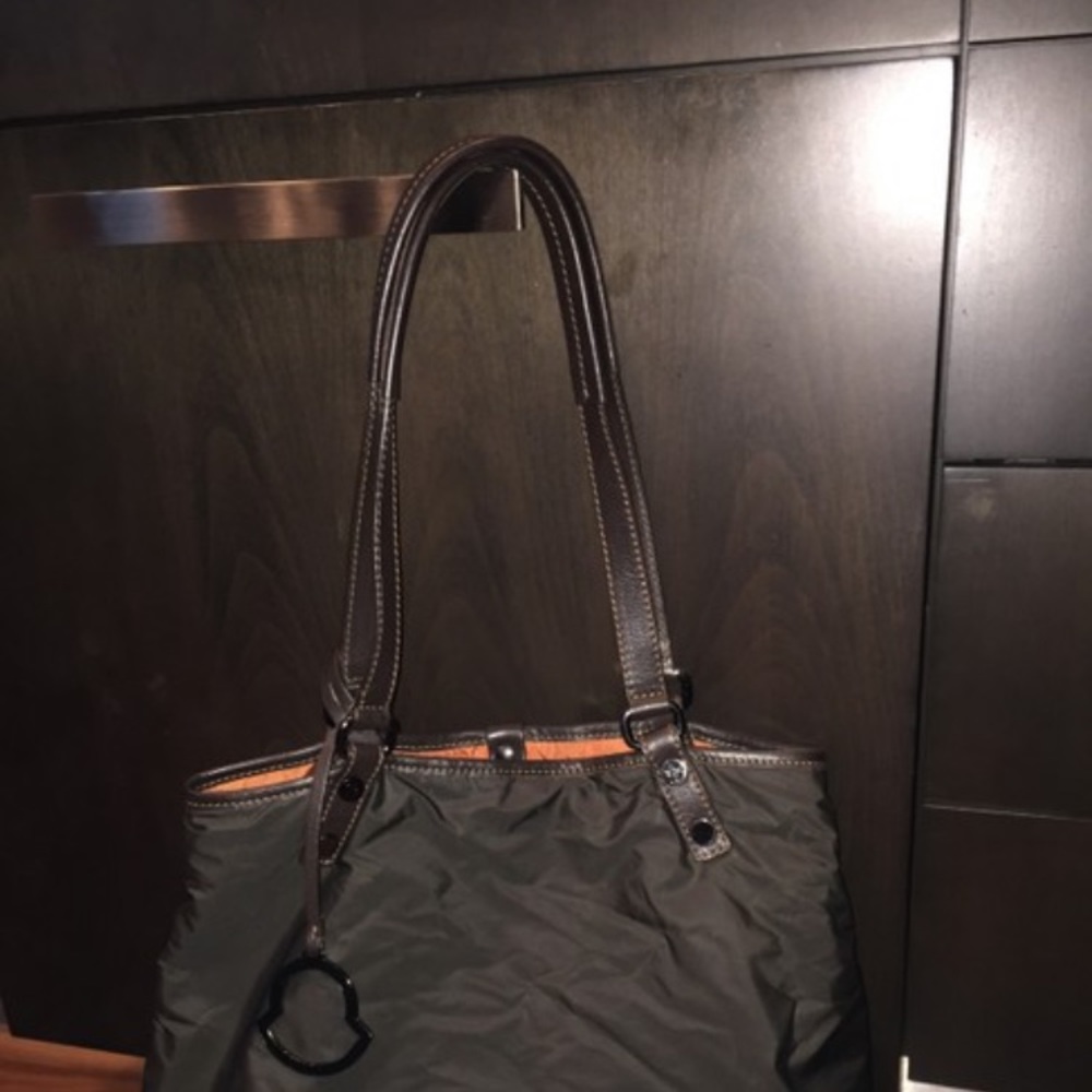 Moncler nylon with suede pocket bag - Picture 5 of 8